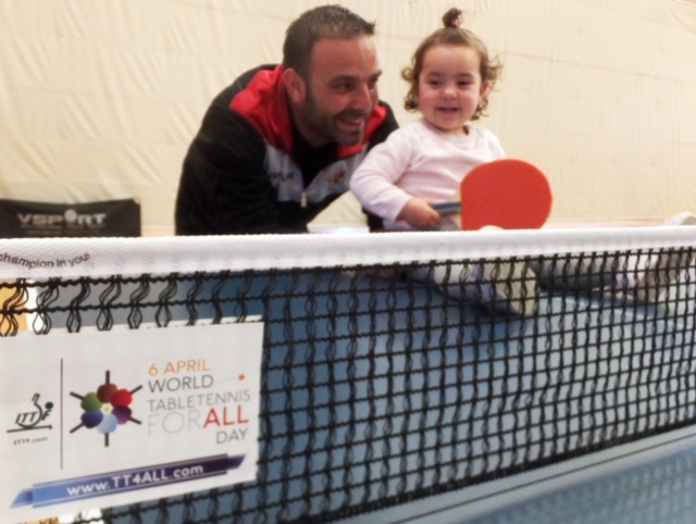 Día Mundial del tenis de mesa en Badajoz